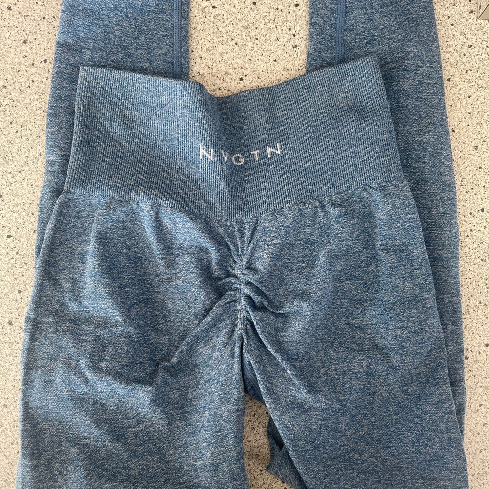 Nvgtn scrunch butt